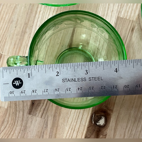 Rare Vintage 1930’s Hazel Atlas Uranium Glass Tea Cup and Saucer Clover Motif - Picture 7 of 10